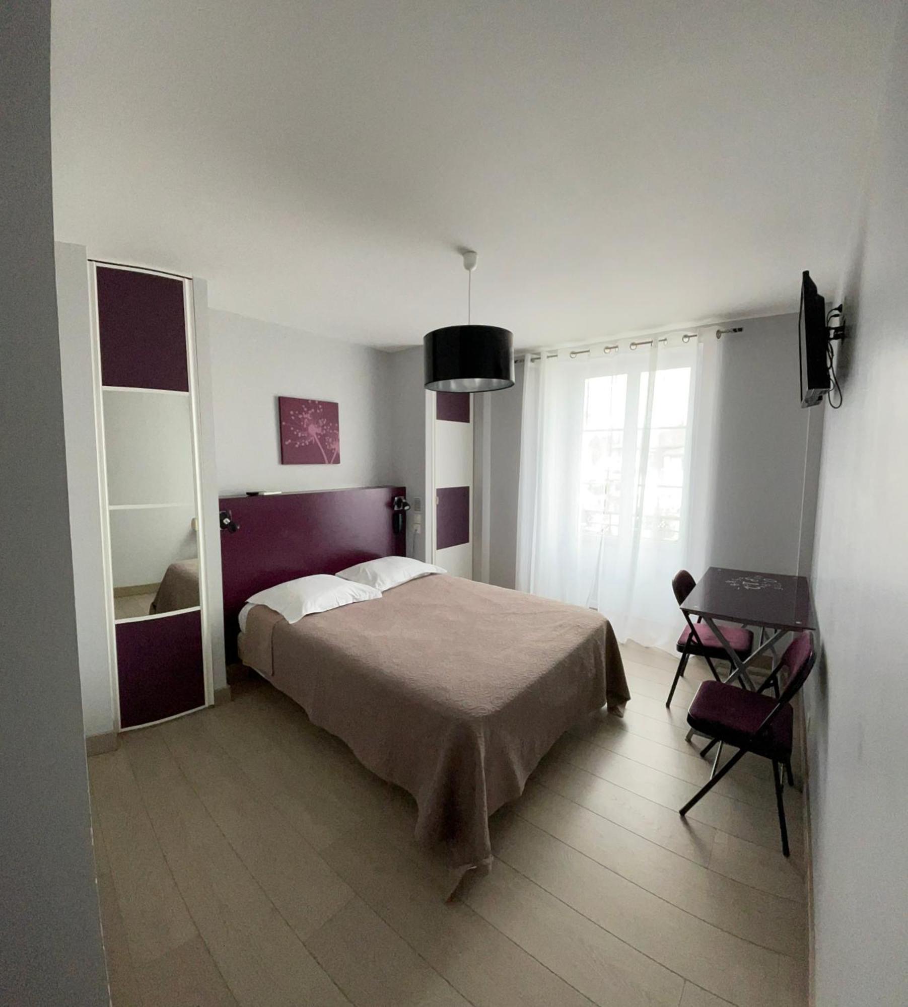 Hotel Mendy Saint-Jean-le-Vieux  Luaran gambar