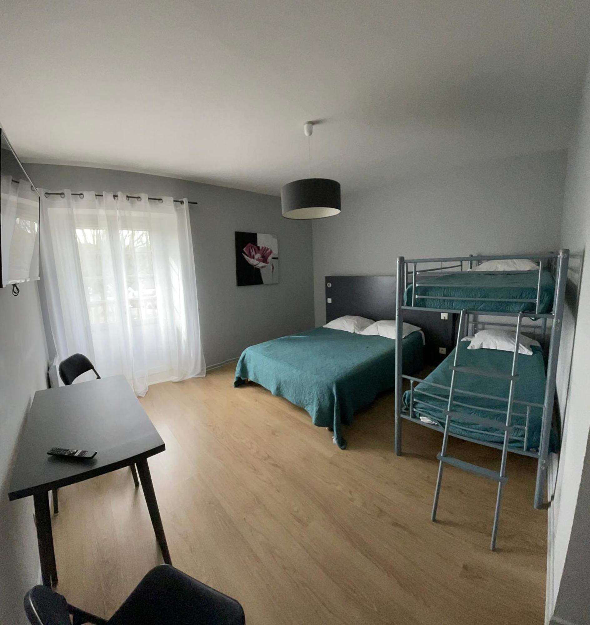 Hotel Mendy Saint-Jean-le-Vieux  Luaran gambar