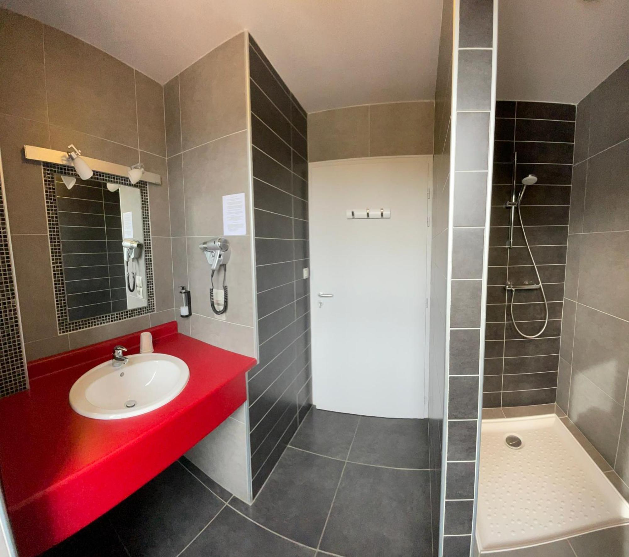 Hotel Mendy Saint-Jean-le-Vieux  Luaran gambar